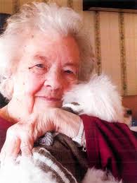 Hilda Streeter's Instagram, Twitter & Facebook