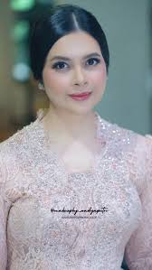 Soft glam Makeup Graduation for ka @irarosa ✨, ., Happy graduation ka ira  smg ilmunya bermanfaat ❤️🥳, ., Makeup @makeupby_nadyaputri , Hairdo by  team