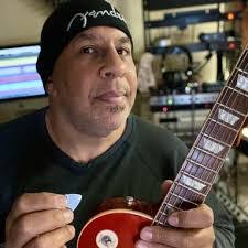 Kevin Isler's Instagram, Twitter & Facebook