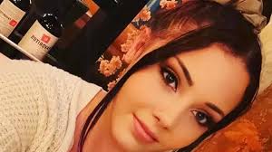 Tributes to mum-of-three, 27, found dead at home in 'devastating' Christmas  tragedy