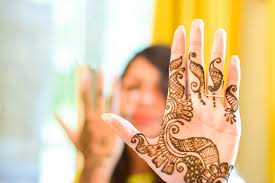 The main concern about getting a tattoo during pregnancy is the risk of infection like hepatitis b and hiv. Henna During Pregnancy Can I Put Henna Get Tattoos In Pregnancy