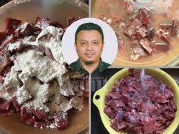 Jika anda masih kesulitan, anda bisa mencari tahu langsung dari para chef profesional yang sudah lama. Mak Mak Yang Nak Basuh Potong Lembutkan Daging Dengan Cepat Boleh Ikut Cara Chef Ini Kongsikan Mingguan Wanita