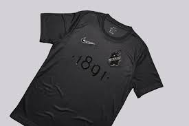 Black And Gold Nike Soccer Jersey This Blacked Out Jersey Will Look Just As Good Off The Pitch Fashion 00s Fashion Sports Design