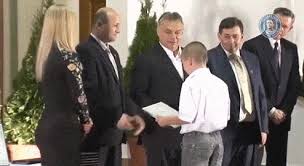 Check spelling or type a new query. Reg Lathatta Orban Viktort Ennyit Tapsolni Es Mosolyogni