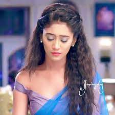 Main Tenu Samjhawan Ki Na Tere Bina Lagta Jee Kaira Kaira 500epiofkaira Front Hair Styles Daily Hairstyles Hair Style Vedio