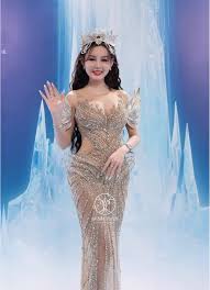 ✨ MS KIEU VU X MINHTUAN COUTURE✨ #VietNamBeautyFashionFest #VBFF10  #HoaHauQuocGiaVietNam #SenVang #SenVangEntertainment #minhtuannguyenbridal  #vaycuoiminhtuan #aodaiminhtuan #MINHTUANNGUYEN ...