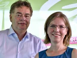 Another premiere at this year's ball of sciences: Global 2000 Chefin Gewessler Kandidiert Bei Nr Wahl Fur Die Grunen Nationalratswahl Vienna At
