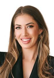 Christy Kerns's Instagram, Twitter & Facebook