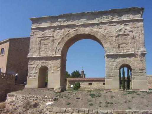 Arco de Medinaceli | Portal de Turismo de Castilla y León