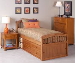 أسرة مفردة مع أدراج 47 صورة نماذج بأقسام قابلة للسحب لتخزين البياضات 80 190 و 90 200 سم كيفية تجميع نفسك كيفية القيام بذلك بنفسك