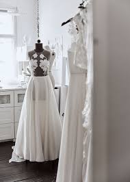 Brautkleid entwerfen are free shipping with discounted prices. Vier Fragen An Kaviar Gauche Diva