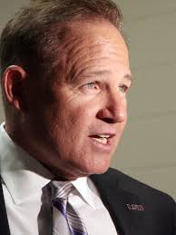 LSU's Les Miles impressed with Kentucky