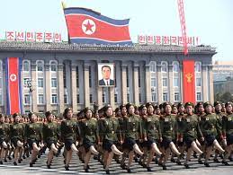 Veo esto como un preludio indeseable: Kim Jong Un S A Intalnit Cu Primele Femei Din Coreea De Nord Care PiloteazÄƒ Avioane De VanÄƒtoare Foto