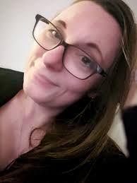 Hey all I am Nicole from the USA I am a looking for a penpal either male or  female does not matter. My interest are plastic canvas and yarn, animals,  sports. I