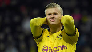 He plays as a striker. Haaland Would Be A Good Fit For Liverpool Says Fjortoft