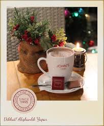 hem cikolata hem sicak cifte mutluluk icin john s coffee ye bekleriz johnscoffee coffee kahve butikkahve cappuccino latte espres latte pucca kahve