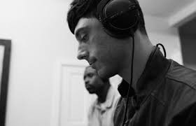 Performer Magazine: Contact Information, Journalists, and Overview