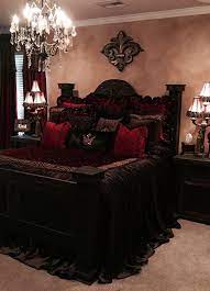 Pin By Jamie Kozenko On Vampire S Mansion Luxurious Bedrooms Old World Bedroom Bedroom Red