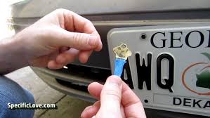 10 Places To Hide A Spare Key 10 Steps With Pictures Secret Hiding Spots Hide A Key Key Diy