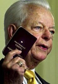 Senate's 'Renaissance man' Robert Byrd dies