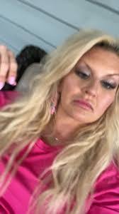 Stacey Gould's Instagram, Twitter & Facebook