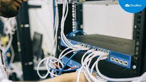 Internet service provider (disingkat isp) atau penyelenggara jasa internet (disingkat pji) adalah perusahaan yang menawarkan jasa layanan koneksi internet dan jasa lainnya yang isp menyediakan jasa layanan akses internet kepada pelanggan (modem tidak ditampilkan). Apa Itu Isp Internet Service Provider Idcloudhost