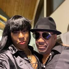 The 2007 NBA Finals summed up in one picture. 😤