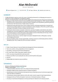 Project managers work in a wide variety of fields and a resume is what helps the recruiter to understand your level of expertise in that field. Senior Project Manager Resume Sample Cv Sample 2020 Resumekraft