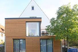 Unsere hausanbau beispiele zeigen ihnen verschiedene möglichkeiten, wie man einen hausanbau realisieren kann. Hausanbau Beispiele Aufstocken Und Anbauen Zmh Com