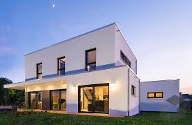 Kubushaus Von Fingerhaus Erhalte Alle Infos Zum Haus Mit Einem Klick Auf Das Bild Dazu Findest Du Weitere Hauser Auf Kubus Haus Bauhausstil Haus Fingerhaus