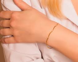 Petite Thin Curved Bar Bell Link Chain Silver Plated Adjustable Bracelet  D432