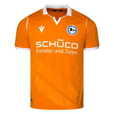 The compact squad overview with all players and data in the season overall statistics of current season. Macron Shop Grosser Macron Shop Auf Unisportstore De