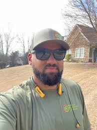 Looking for lawn service in Tate. Recommendations?