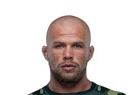 Dan Tye's Instagram, Twitter & Facebook