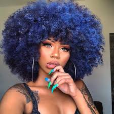 Mariana has been found in 6 states including california, florida, texas, massachusetts, illinois, and 1 others. Mariana Santos On Instagram Hmmm Natural Hair Styles Curly Hair Styles Naturally Blue Natural Hair