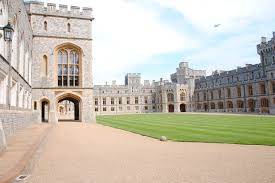 Hay 3 maneras de llegar desde castillo de windsor hasta castillo de leeds en tren, autobús o en coche. El Castillo De Windsor Sus Secretos Y Maravillas Tu Guia De Viaje