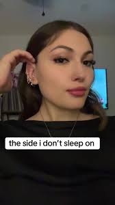 Hailey Vickers I Sleep