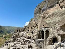Ancient Cave Monastery of Vardzia ...