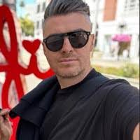 Stephen Epling's Instagram, Twitter & Facebook