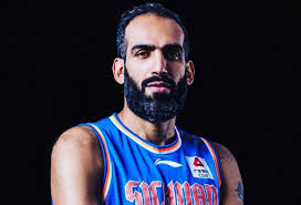 ستاره سابق NBA در استقلال؛ حامد حدادی آبی‌پوش شد|فوتبال برتر