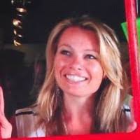 Jennifer Gowans's Instagram, Twitter & Facebook