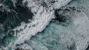 Download Wallpapers Sea Ocean Waves 4k 5k Available In Hd 4k And 8k Resolution For Desktop And Mobile In 2020 Ocean Wallpaper Laptop Wallpaper Wallpaper Notebook