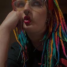 Y'all I have never seen a snail this huge