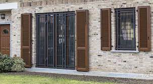 Finestre coelux prezzi gruppo finestre alphacan pulire finestre in legno finestre in legno antiche teoria finestre rotte finestre per tetti piani dimensione finestre cucine con finestra sopra il lavandino teatro finestra aprilia vasca doccia sotto finestra film il centenario che saltò dalla finestra e. Inferriate Di Sicurezza Per Finestre Caratteristiche Modelli E Acquisto