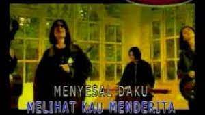 Tuhan saja yang tahu perasaanku berperang dengan suasana hinggakanku terpaksa. Chords For Slam Mentari Muncul Lagi