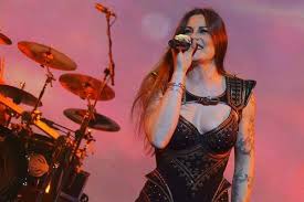 Floor Jansen That Beautiful Voice That Beautiful Woman That Beautiful Band That Beautiful Corset Women Of Rock Girls Music Beautiful Voice