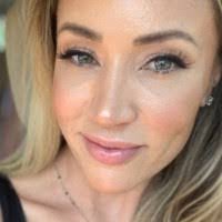 Kaylee Slover's Instagram, Twitter & Facebook