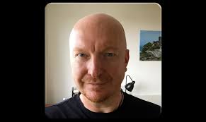 Seit seinem ersten Vortrag vorm Wirtschaftsrat Deutsch- land 2001, in dem  er die Wichtigkeit zukünftiger Themen wie Nachhaltigk