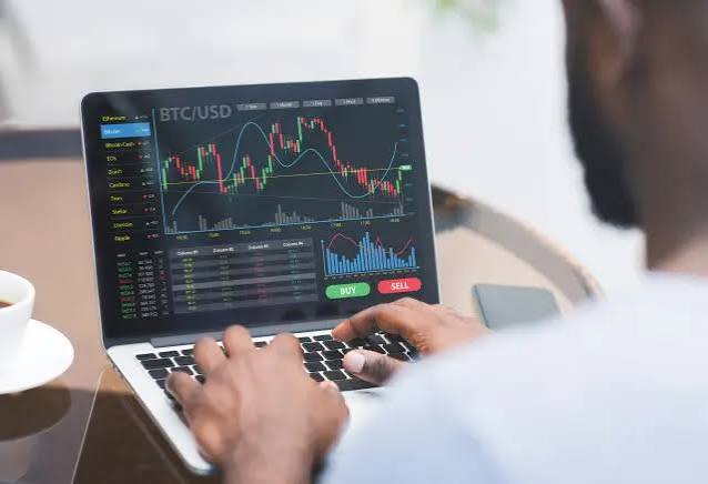 23 hábitos para ganar dinero y generar riqueza: consejos de expertos, ricos y millonarios famosos