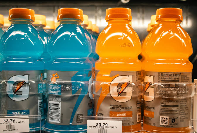 Imagen editorial para Retiran más de 122,000 cajas de Gatorade en Estados Unidos por colorantes no declarados